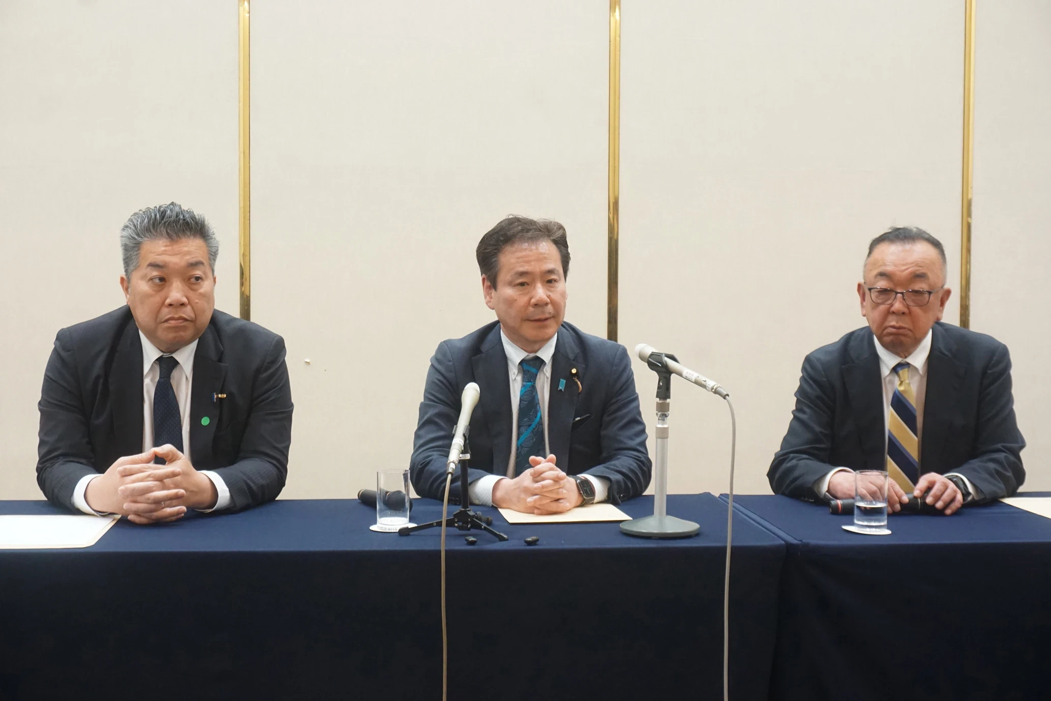 知事選 自民県連、独自候補擁立断念