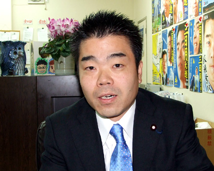 三日月氏 「特措法延長で本質的解決を」 ＲＤ問題　真価問われる嘉田知事 <23>