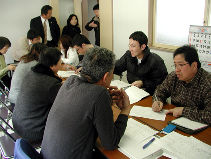 不況の波、外国人住民を直撃 湖南市国際協が再就職支援