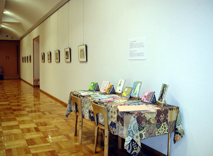 ほほ笑みが自然と沸く20点 版画「のはらうた原画展」