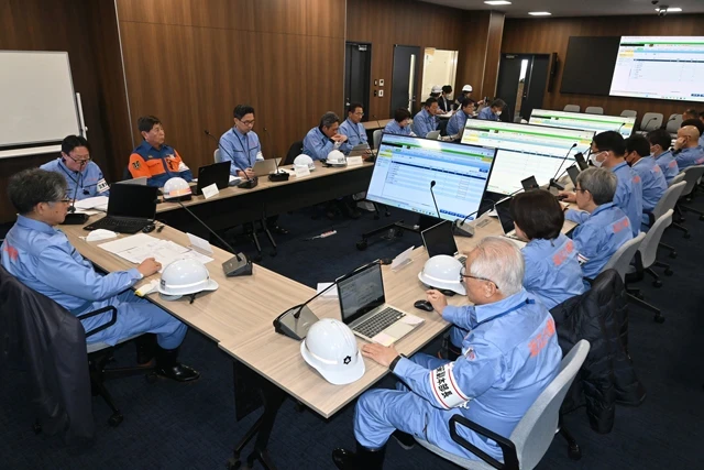 新庁舎完成後初の近江八幡市防災総合訓練