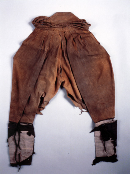 重文「鉄鐔」など信長ゆかりの10点