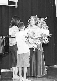 八日市文芸で８月15～20日 ほか (2000年7月23日号)