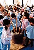 東近江アマバンドフェスティバル ほか (2000年12月16日号)