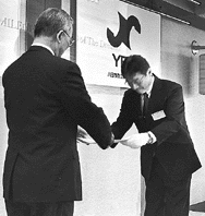 県教育長に 西堀総務部長を起用 ほか (2000年3月17日号)