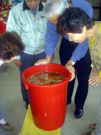 手作りにこだわる！味噌づくり体験