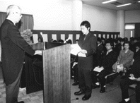 実践技術者めざして ほか (2000年4月11日号)